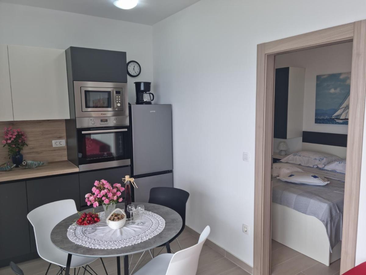 Kamena Kuca Pandorovica Apartment กาลี ภายนอก รูปภาพ